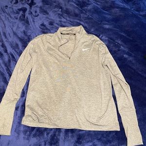 Nike dry fit pull over